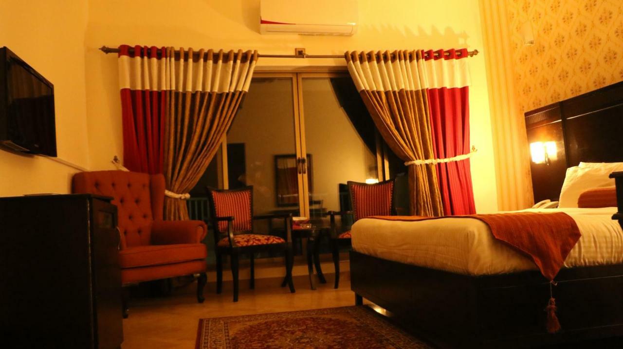 The Royal Manor Islamabad Ngoại thất bức ảnh